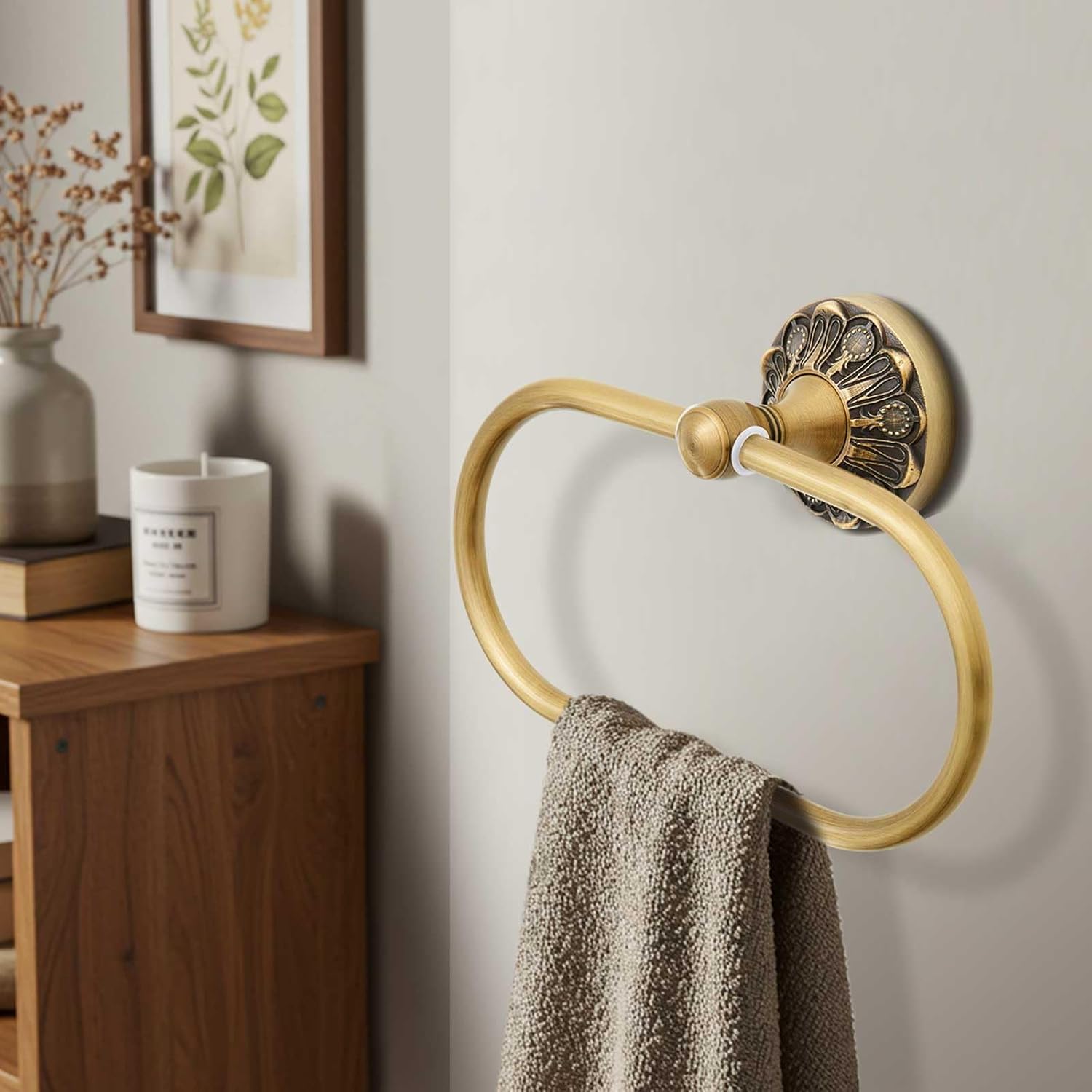 2 Pieces Set Antique Brass Toilet Paper Holder Retro Brass Hand Towel Ring Tissue Roll Paper Hanger Bathroom Hardware Wall Mounted Vintage Bathroom Accessories(Rectangle)