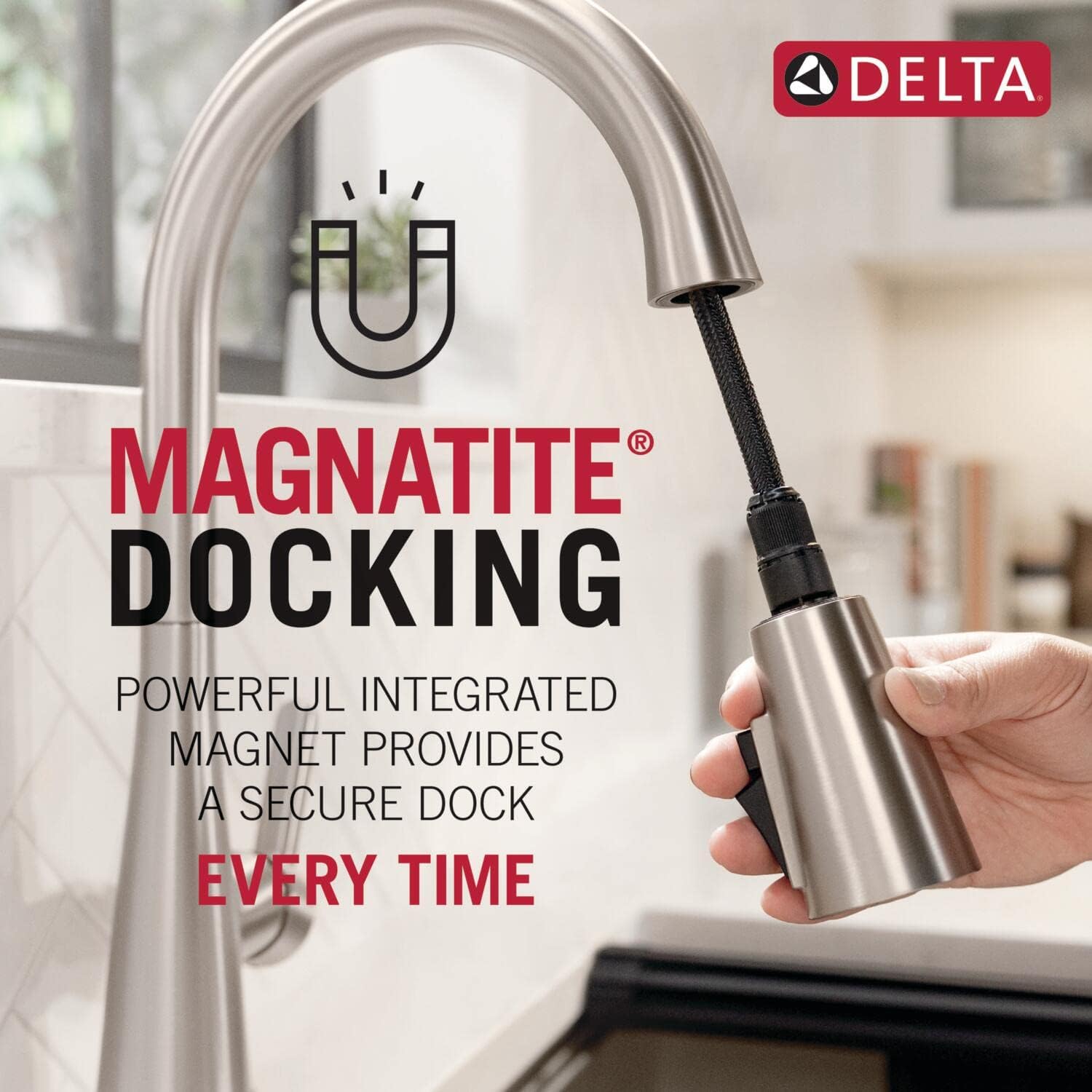 Delta Rhett Pro Style Commercial Kitchen Faucet with Pull Down Sprayer, Single Hole Brushed Gold Kitchen Sink Faucet, Single Handle, Champagne Bronze 18829-CZ-DST